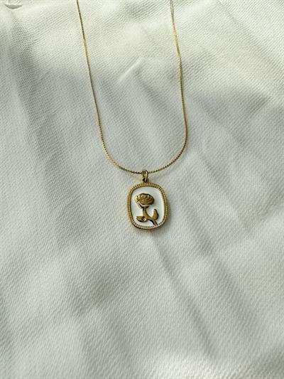 Retrobird Tarnish-Resistant Vintage Rose Pattern White Necklace