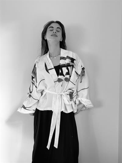 Retrobird Beyaz Mini Wrap Bluz Kimono