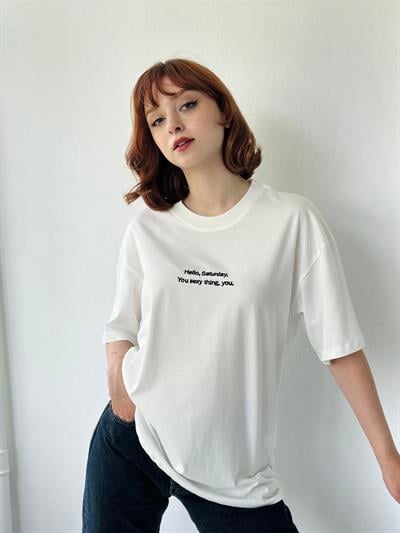 Retrobird Nakışlı Saturday Ekru Unisex Oversize Tişört