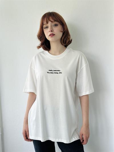 Retrobird Nakışlı Saturday Ekru Unisex Oversize Tişört