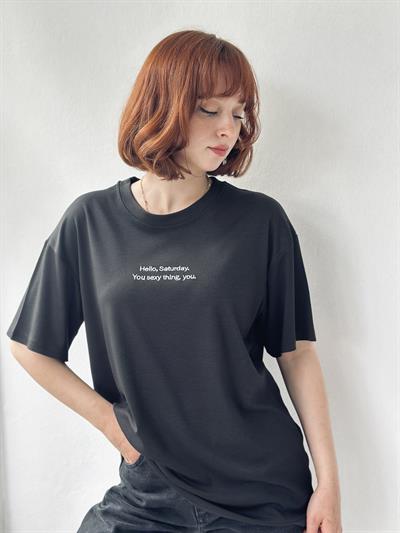 Retrobird Nakışlı Saturday Siyah Unisex Oversize Tişört