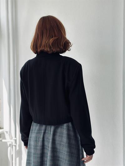 Retrobird Omuzları Vatkalı Siyah Bomber Kısa Ceket