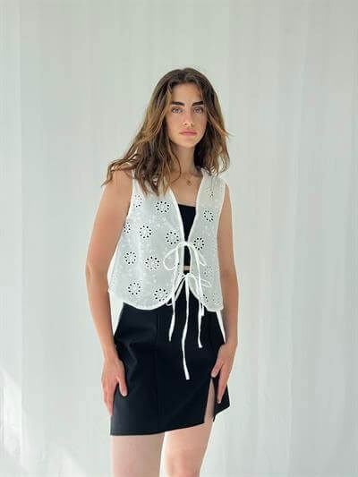 Retrobird Front Tie White Vest Blouse Top