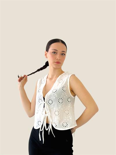 Retrobird Front Tie White Vest Blouse Top