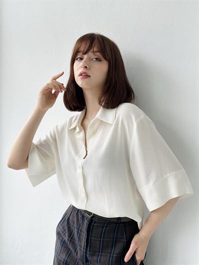 Retrobird Ecru Retro Model Loose Short Sleeve Womens Shirt