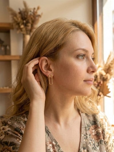Retrobird Retro Model Gold Color Earrings