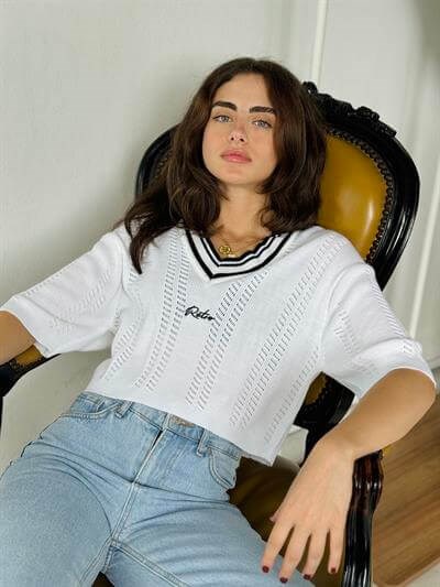 Retrobird Retro Embroidered Thin Knit Spring Top