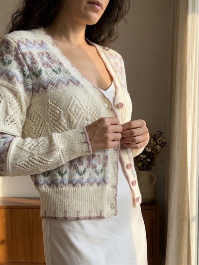 Retrobird Rosalie Fit Triko Hırka – Pastel Vintage Çiçek Desenli