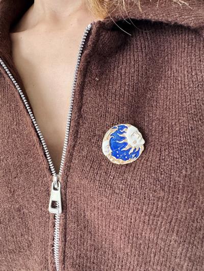 Retrobird Design Blue Brooch Lapel Pin