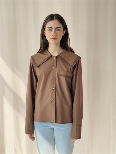 Retrobird Design Lace Baby Collar Brown Shirt