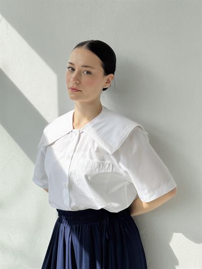 Retrobird Design Laced Baby Collar Snow White Shirt