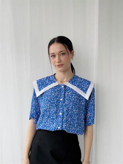 Retrobird Design Lace Baby Collar Blue Shirt
