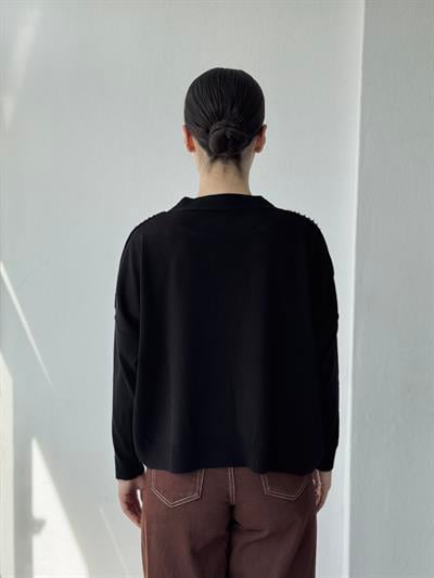 Retrobird Design Pearl Detailed Black Retro Knit Top