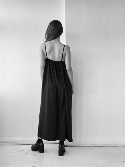 Retrobird Design June Black Strap Slit Dress