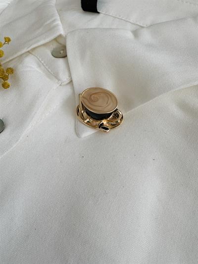 Retrobird Design Black-Coffee Latte Brooch Lapel Pin