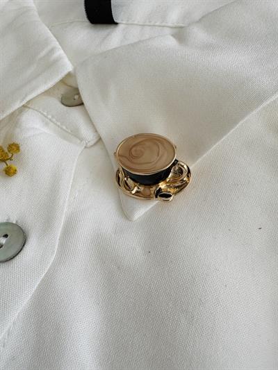 Retrobird Design Black-Coffee Latte Brooch Lapel Pin