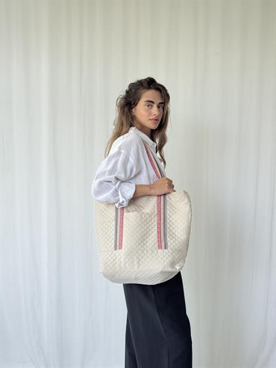 Retrobird Design Quilted Mixed Color Tote Bag Shopping Bag