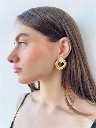 Retrobird Design Beige Earrings