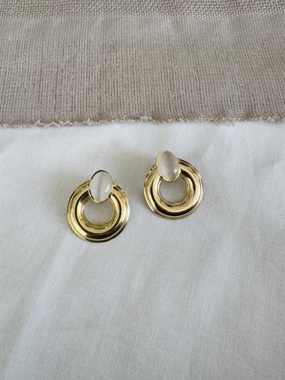 Retrobird Design Beige Earrings