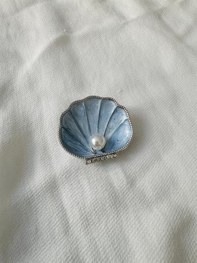 Retrobird Design Blue Silver Color Seashell Brooch Lapel Pin