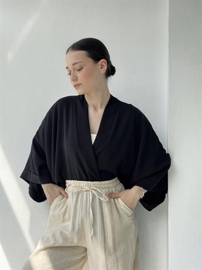 Retrobird Black Design Mini Kimono