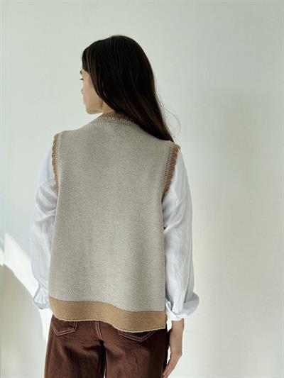 Retrobird Tasarım Nakışlı Ayçiçeği Kabartmalı Açık Gri Simli Yelek