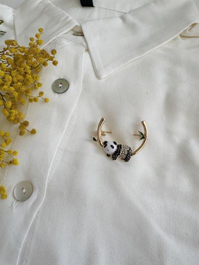 Retrobird Design Black and White Brooch Lapel Pin