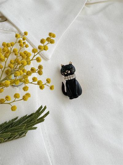 Retrobird Design Black Brooch Lapel Pin