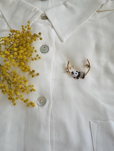 Retrobird Design Black and White Brooch Lapel Pin