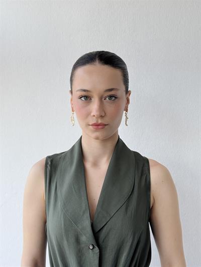 Retrobird Design Retro Model Pearl White Earrings