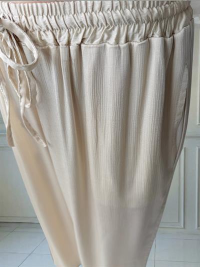 Retrobird Tasarım Saten Yüzeyli Bol Kesim Krem Relax Pantolon