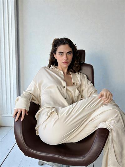 Retrobird Design Cream Boyfriend Shirt with Satin Surface