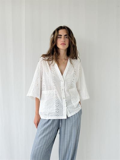 Retrobird Design V-Neck Embroidered White Kimono Shirt
