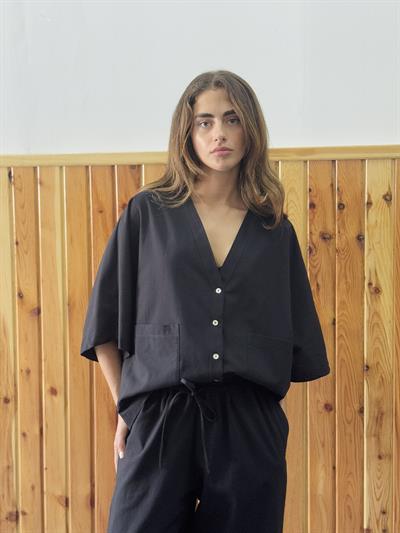 Retrobird Design Black V-Neck Linen Kimono Shirt