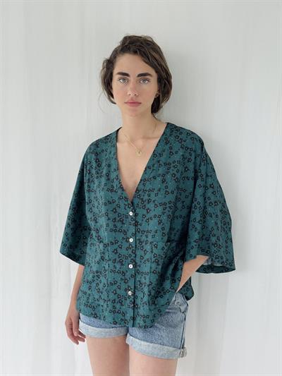 Retrobird Design V-Neck Dark Green Kimono Shirt