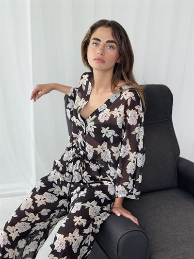 Retrobird Design Black and White V-Neck Chiffon Kimono Shirt