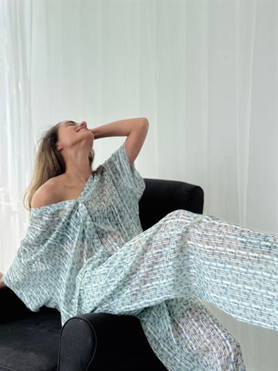 Retrobird Design Mint V-Neck Chiffon Kimono Shirt