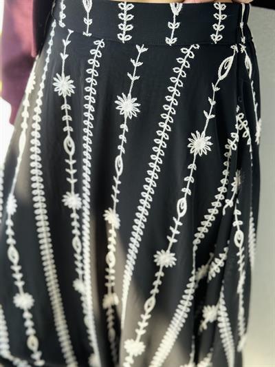 Retrobird Tasarım Valerie Şifon Siyah Uzun Kloş Etek