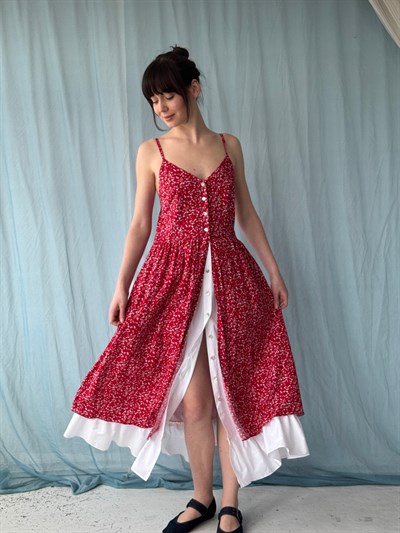 Retrobird Design Victorian Countryside Red Dress