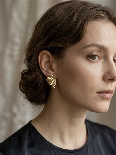 Retrobird Vintage Style Tasarım Altın Renkli Küpe