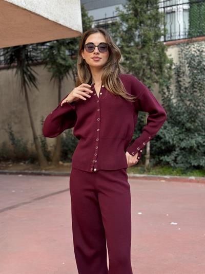 Retrobird Burgundy Knit Set