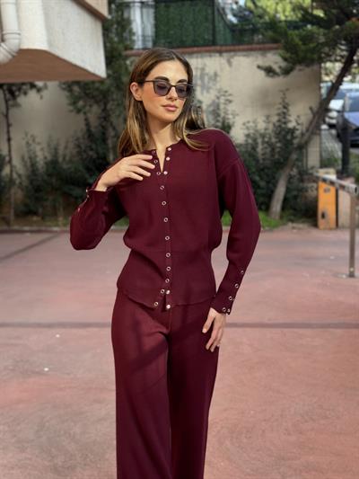 Retrobird Burgundy Knit Set