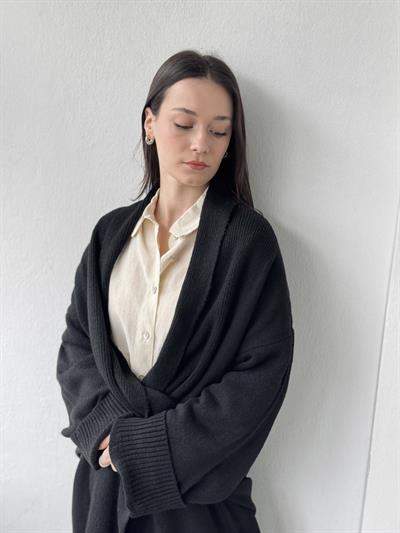 Retrobird Uzun Triko Siyah Hırka