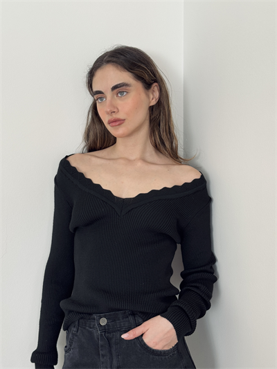 Retrobird Black V-Neck Knit Sweater