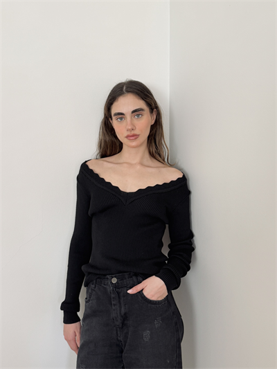 Retrobird Black V-Neck Knit Sweater