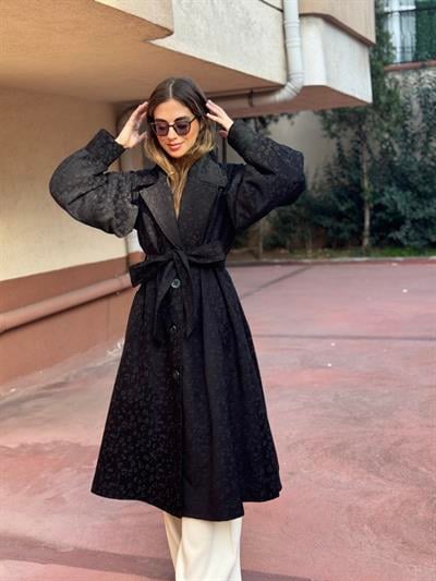 Retrobird Valencia Leopard Print Winter Coat with Black Belt