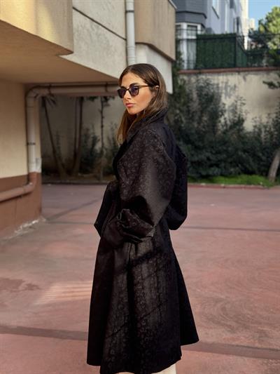 Retrobird Valencia Leopard Print Winter Coat with Black Belt