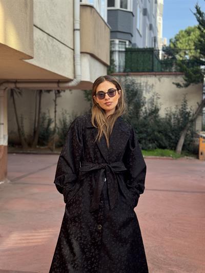 Retrobird Valencia Leopard Print Winter Coat with Black Belt