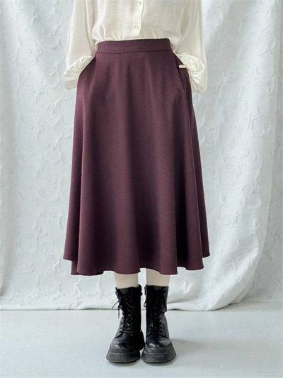 Retrobird Valerie Plum Winter Flared Long Skirt