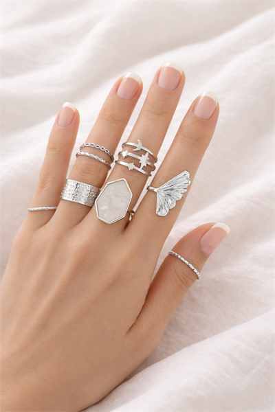 Retrobird Vintage Style Golden Romance Silver Colored 8-Piece Ring Set